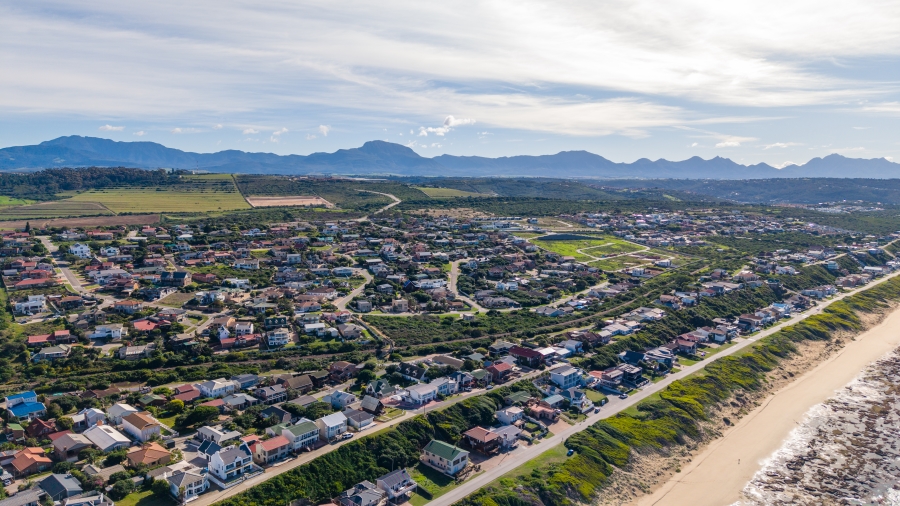 4 Bedroom Property for Sale in Reebok Western Cape